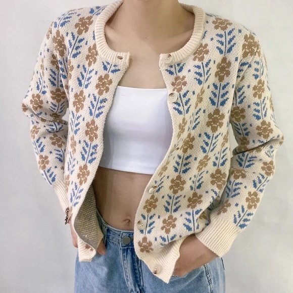 Sweater cardigan flower knit button blue cream gray  khaki long sleeve - Picture 8 of 10
